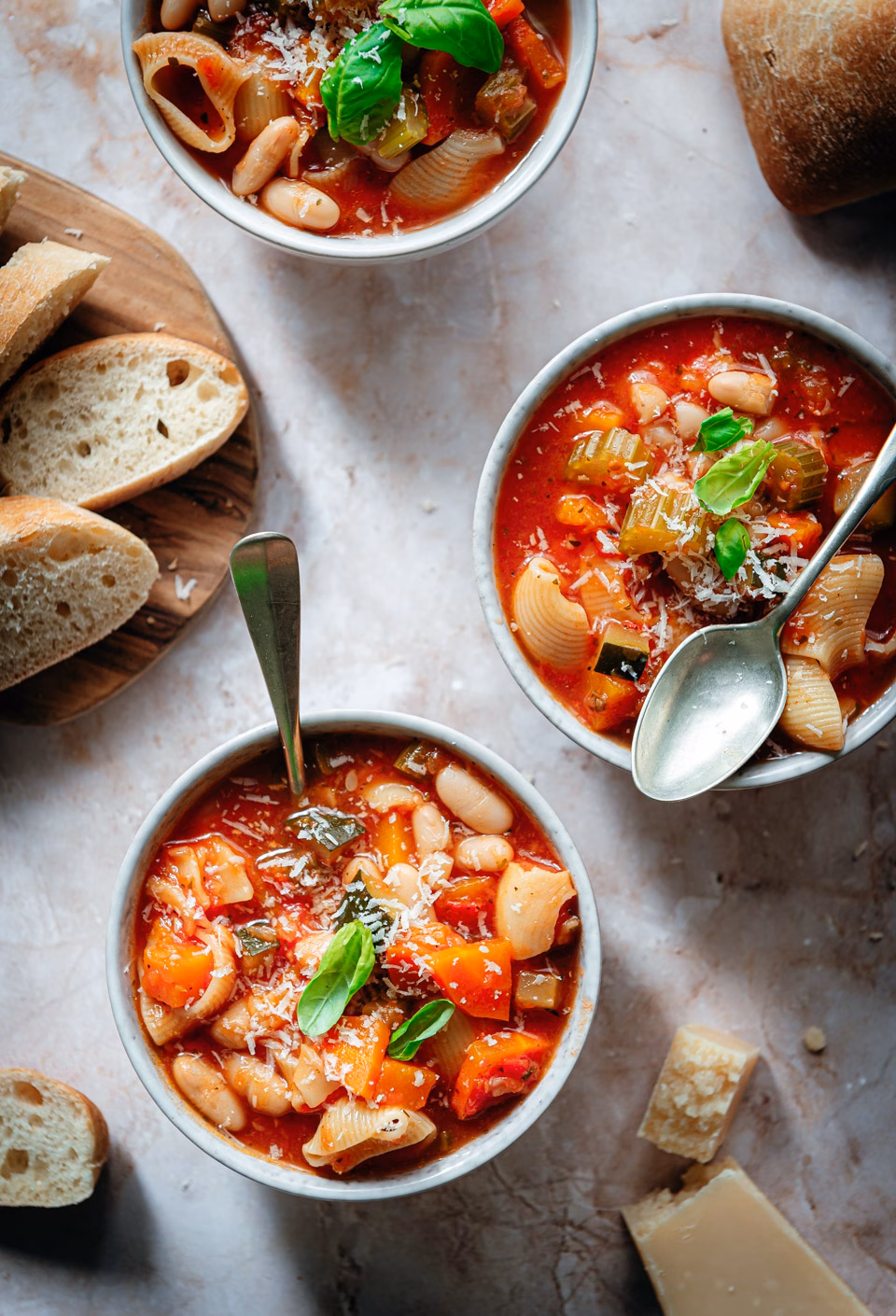 Italian minestrone soup