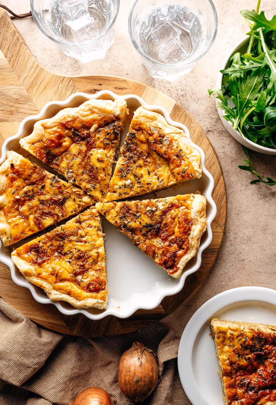 Quiche with caramelized onions