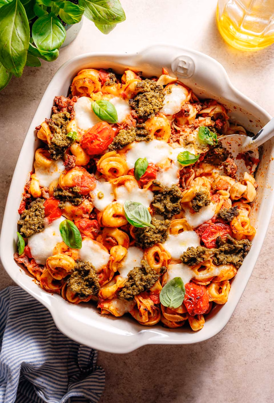 Tortellini casserole with ground meat
