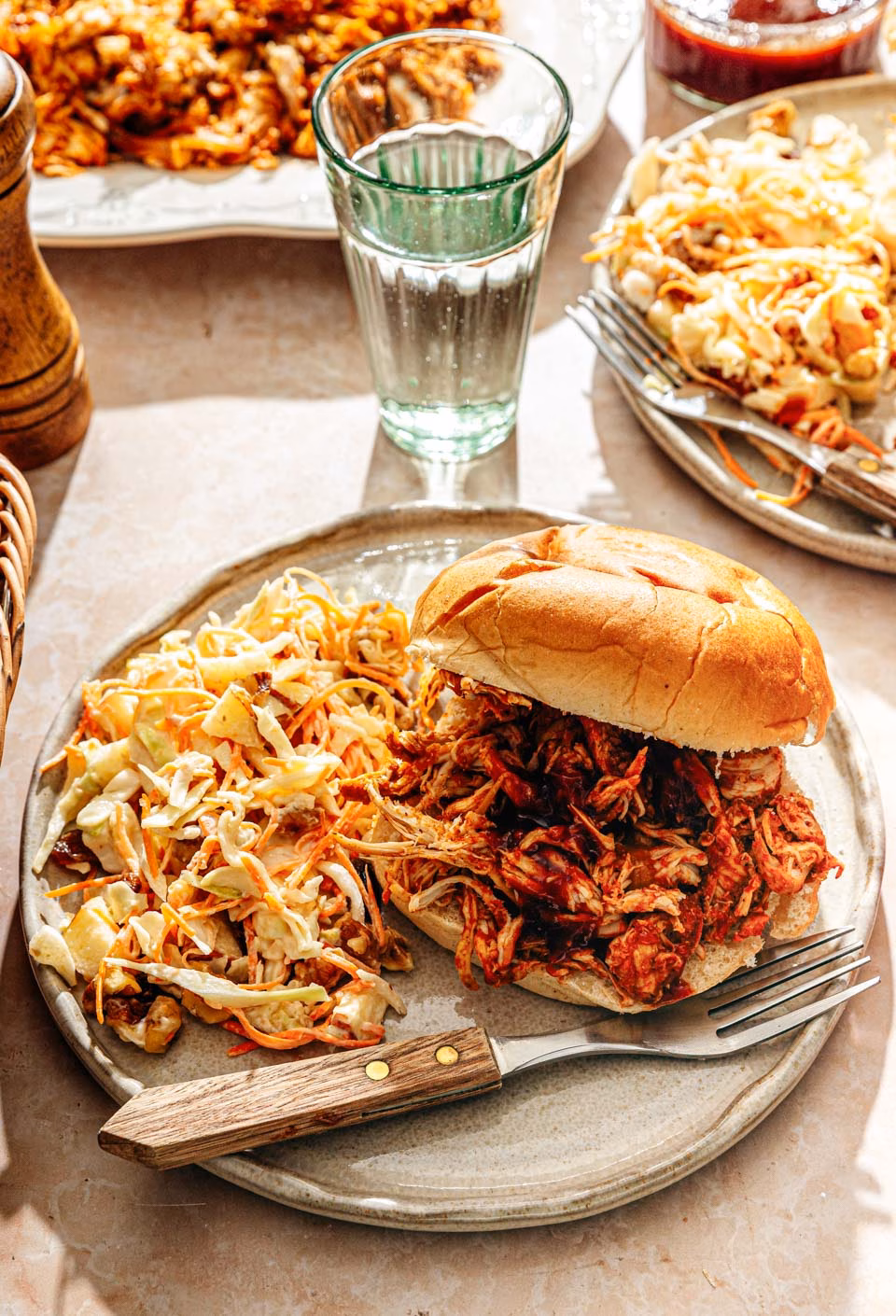 Sandwich pulled chicken