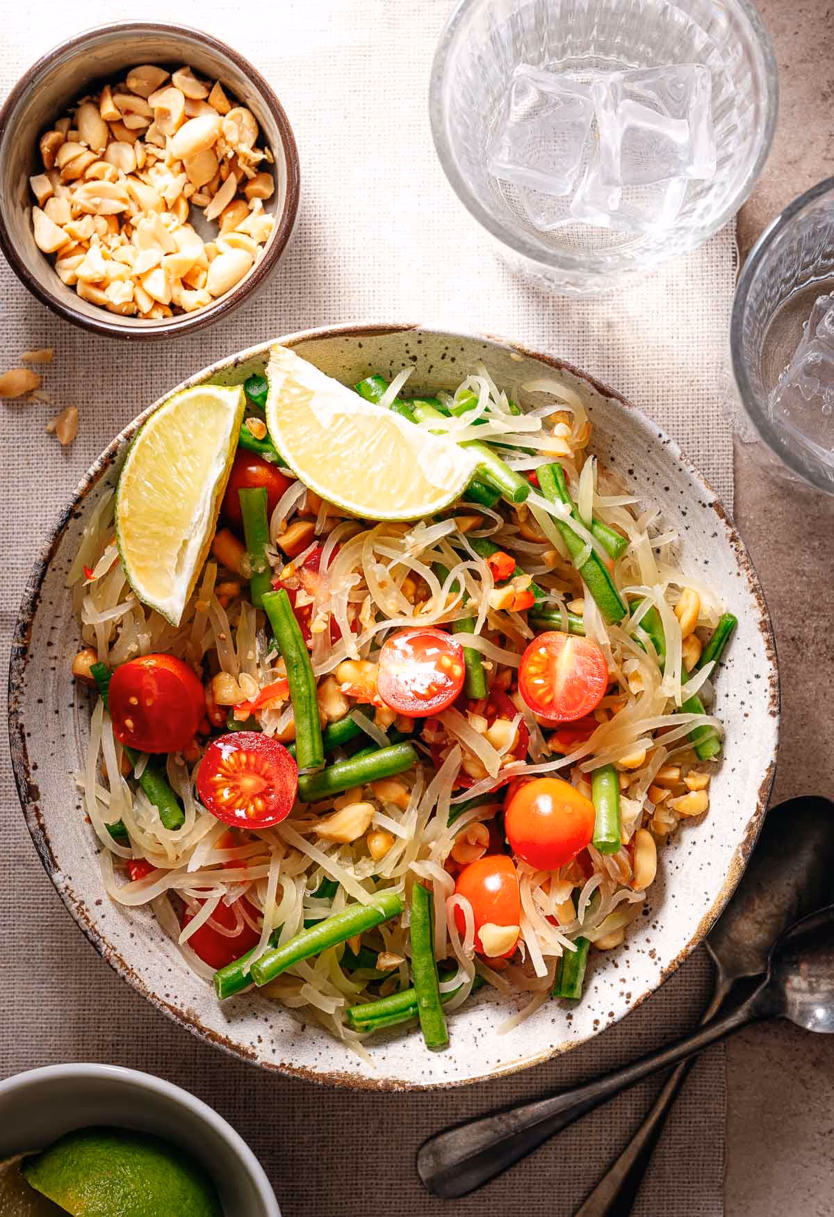 Green papaya salad