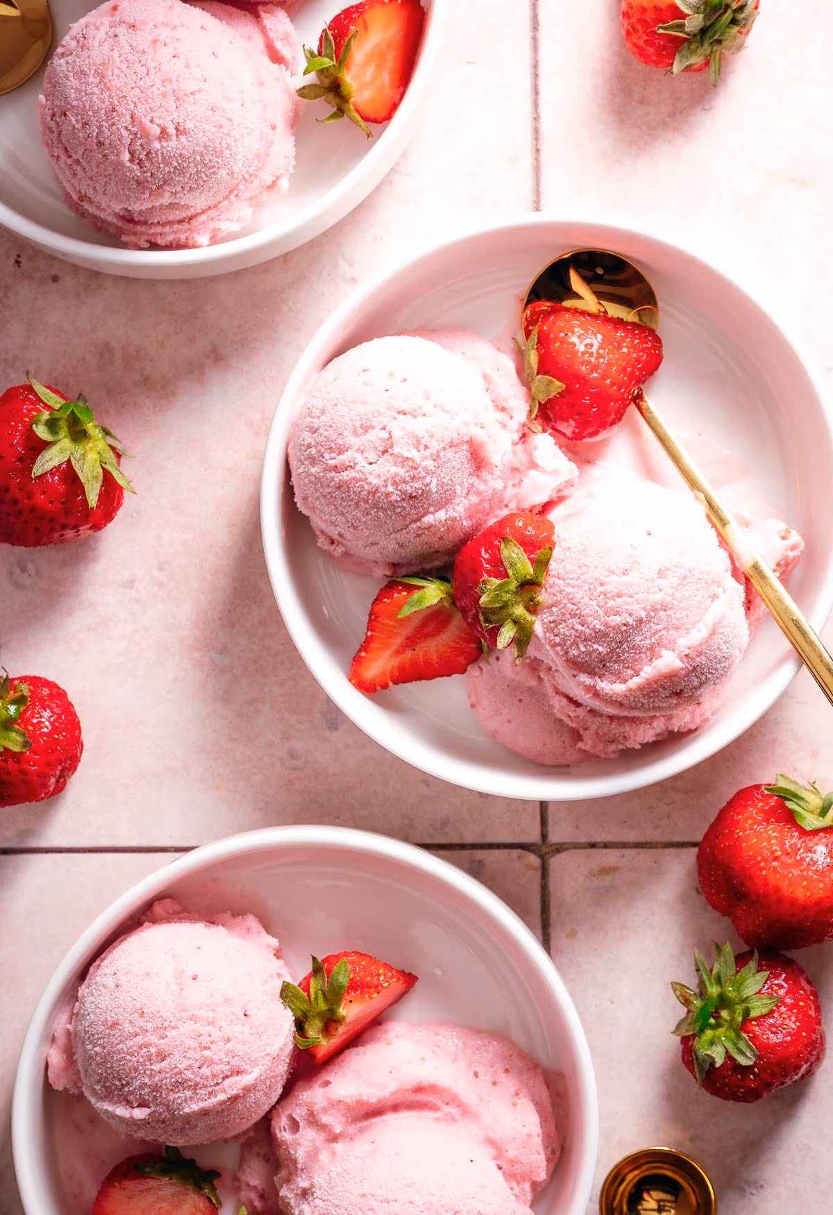 Strawberry ice cream