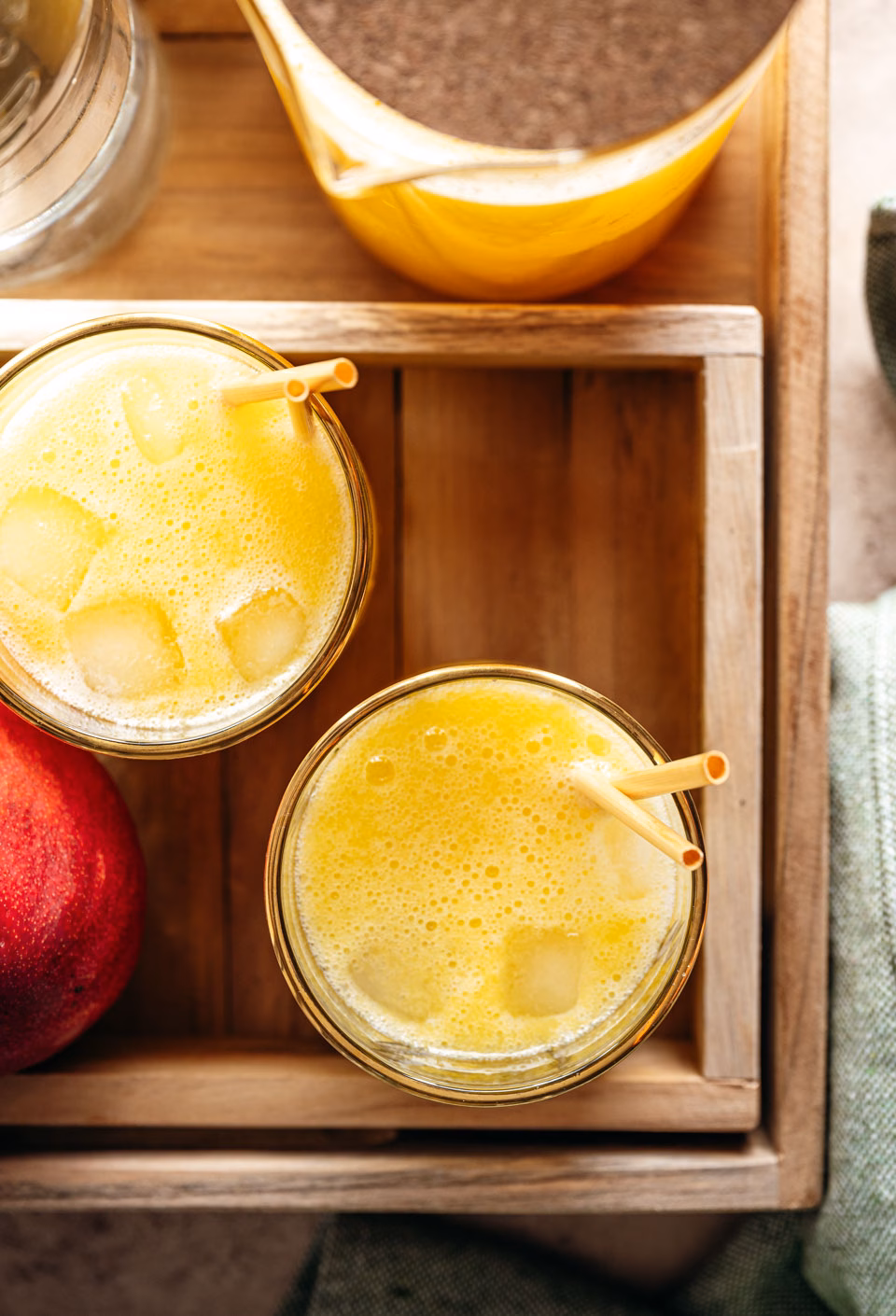 Lemonade with mango