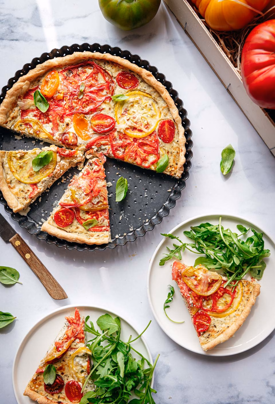 Quiche with tomatoes