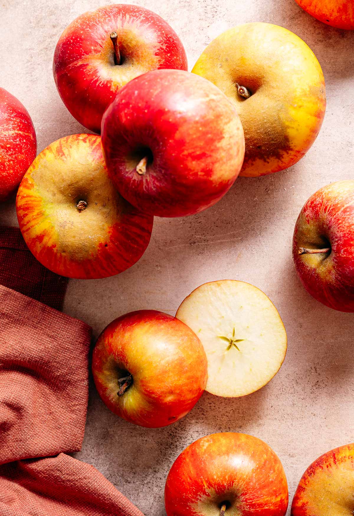 Make the apple filling