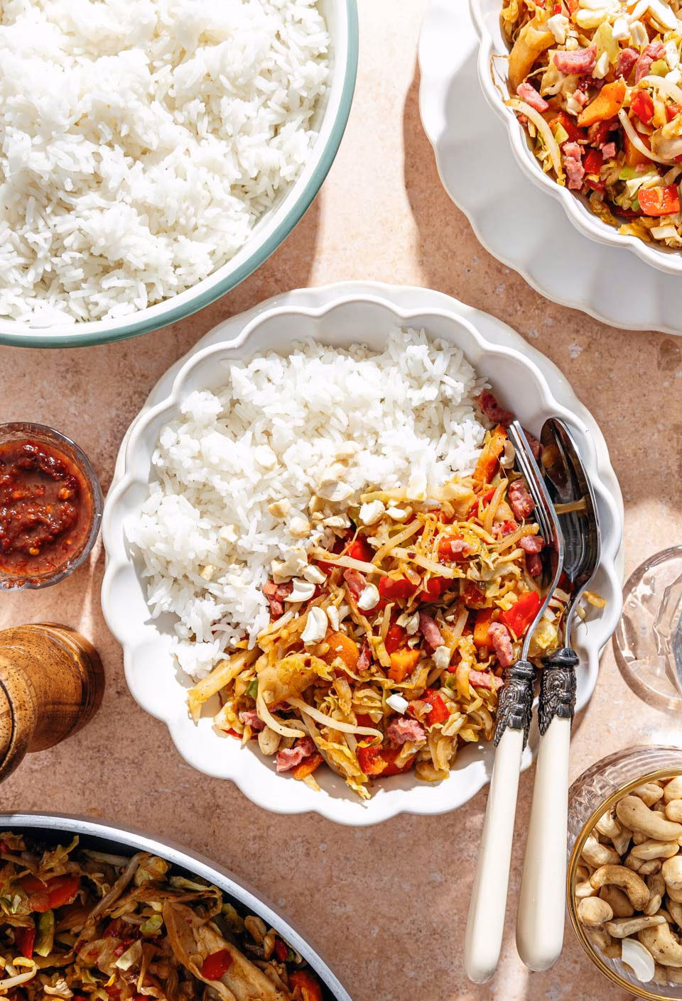 Stir fry pointed cabbage