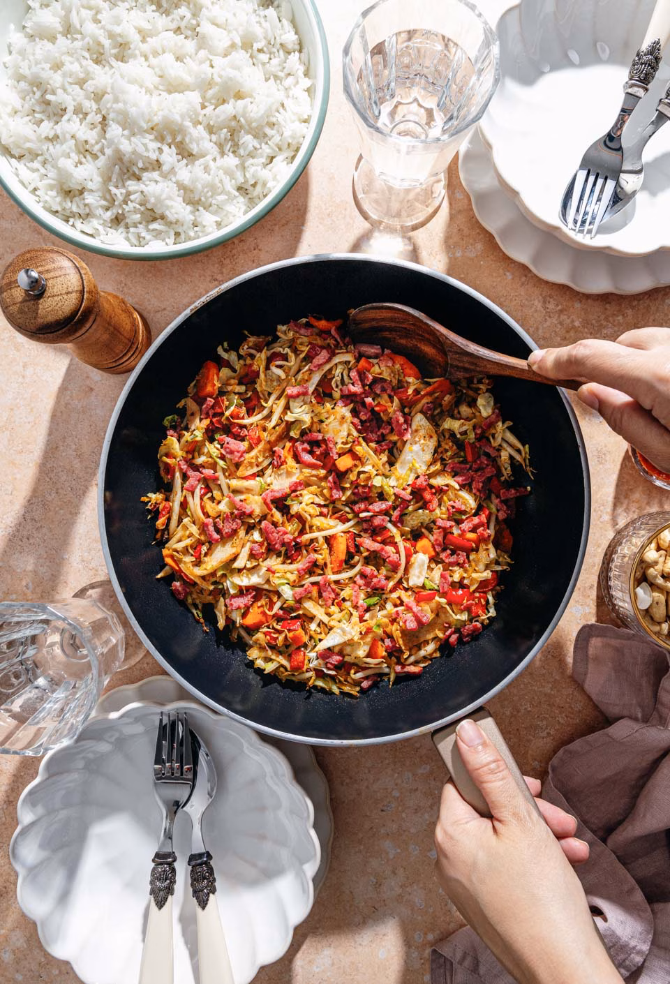 Stir fry pointed cabbage